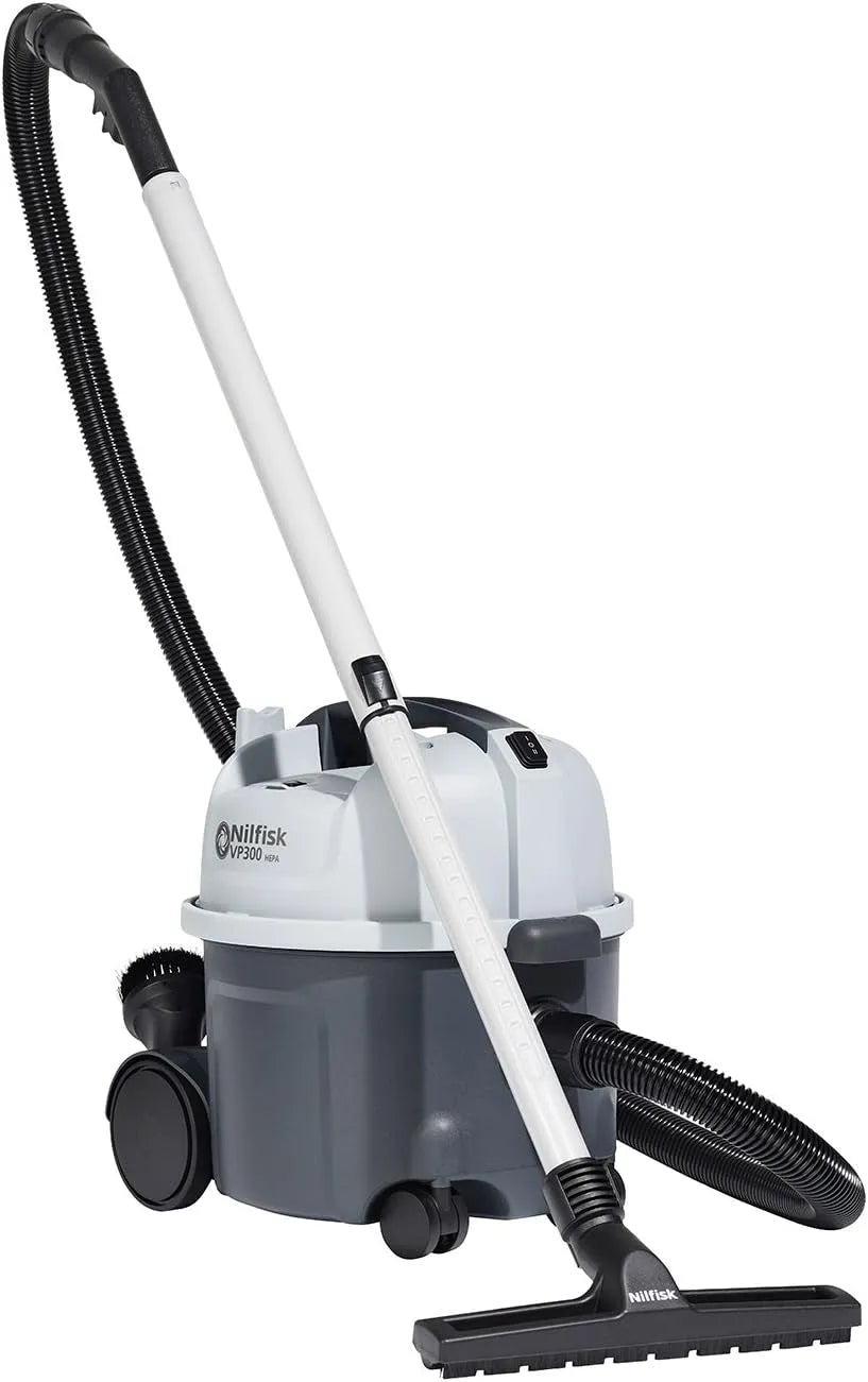 Nilfisk aspirateur VP300 215-110W 220-150MBAR, finition grise, Câble 15m 15m Two Speed 10L