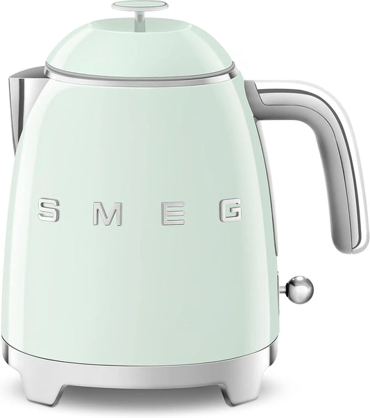 Smeg bouilloire électrique KLF05PGUK, Mini 0,8 l, puissance 1400 W, style rétro années 50, base antidérapante, arrêt automatique, vert pastel